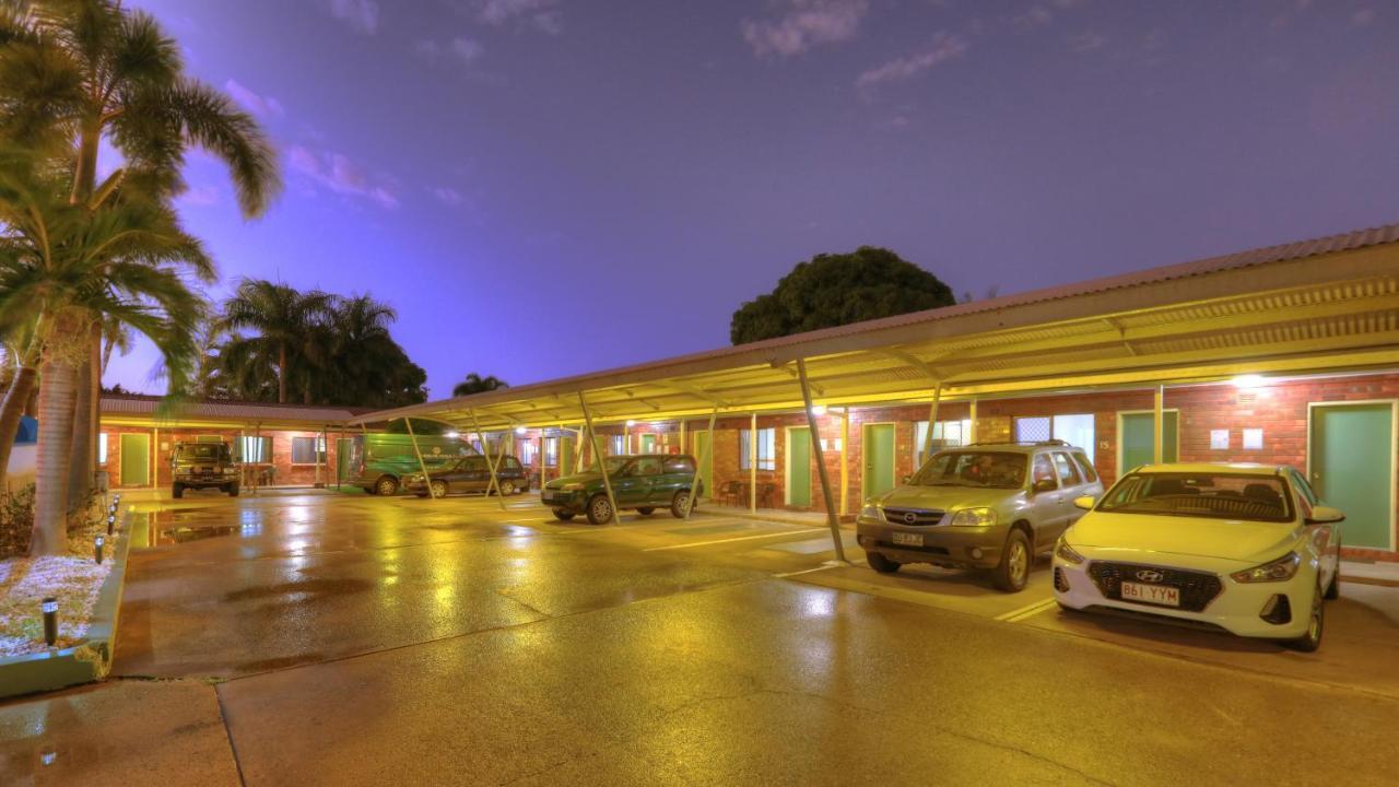 טאונסביל Billabong Lodge Motel מראה חיצוני תמונה