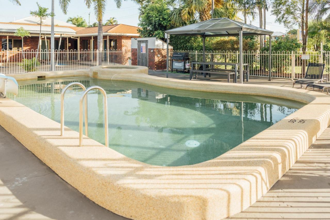 טאונסביל Billabong Lodge Motel מראה חיצוני תמונה