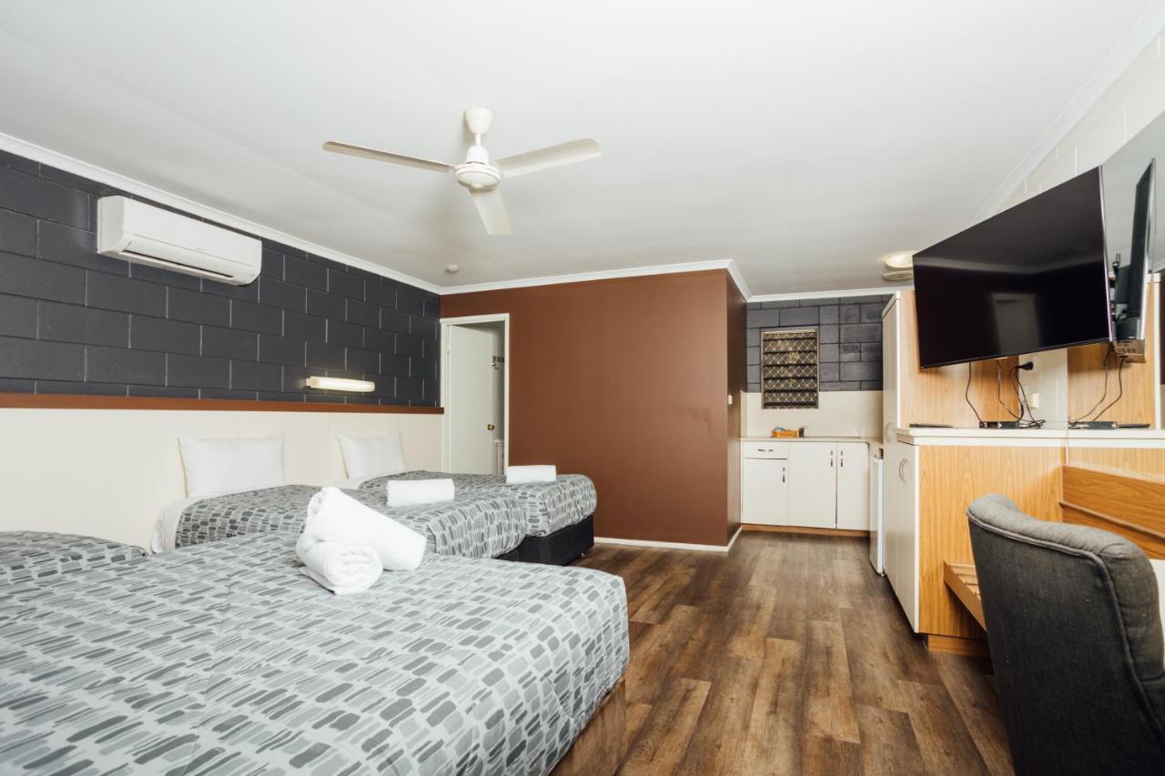 טאונסביל Billabong Lodge Motel מראה חיצוני תמונה