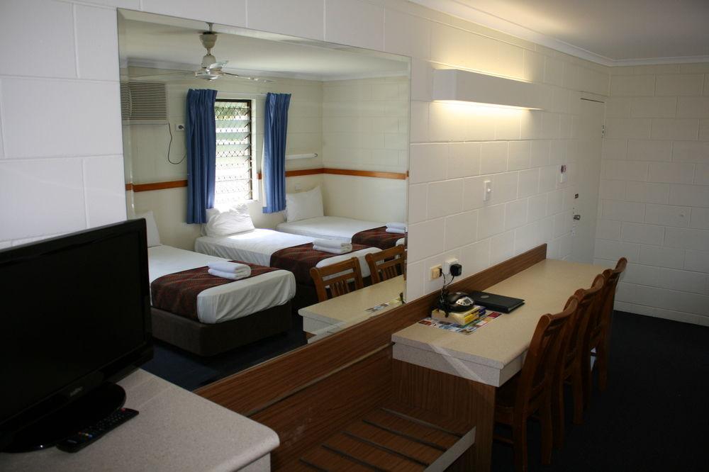 טאונסביל Billabong Lodge Motel מראה חיצוני תמונה