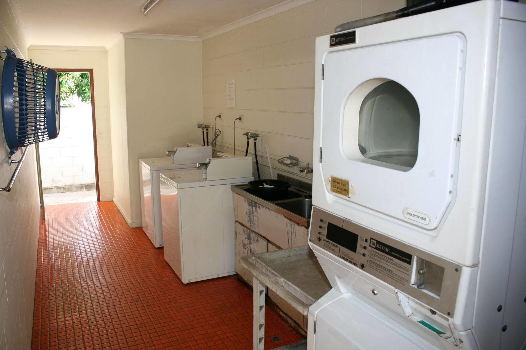 טאונסביל Billabong Lodge Motel מראה חיצוני תמונה